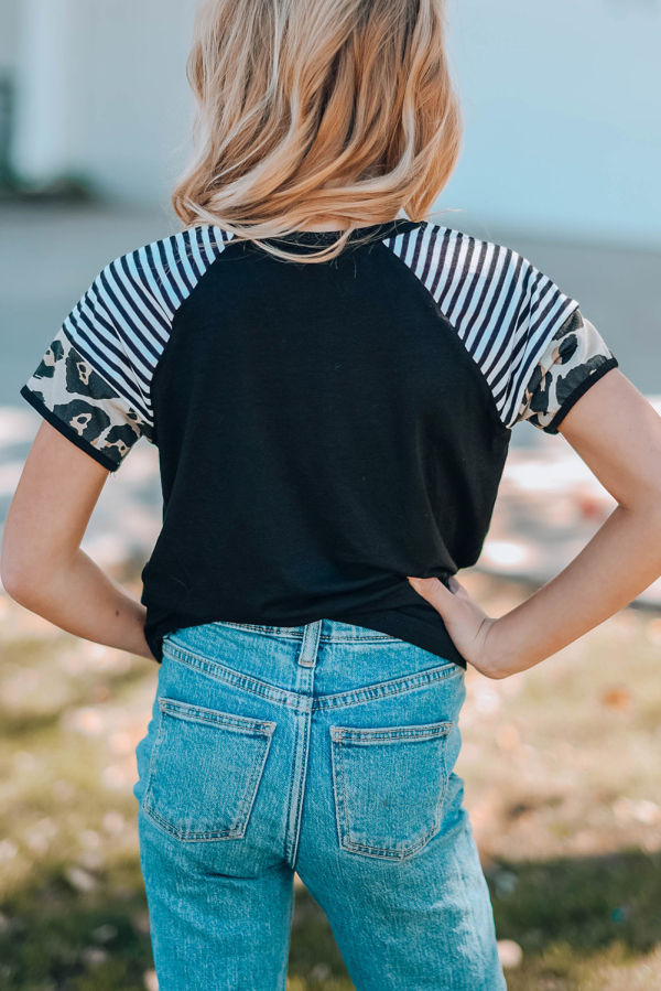 Girls’ T-shirt with Striped Leopard Sleeve